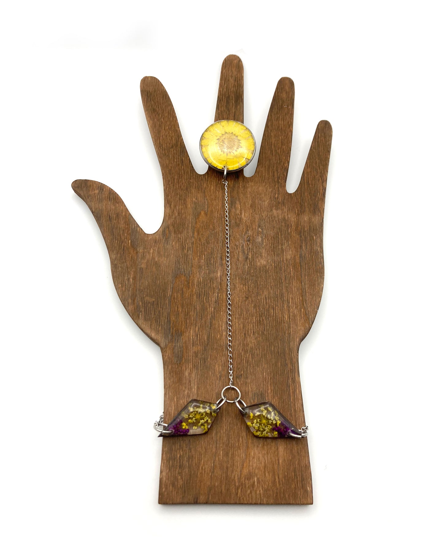 Hand in Bloom Handchain