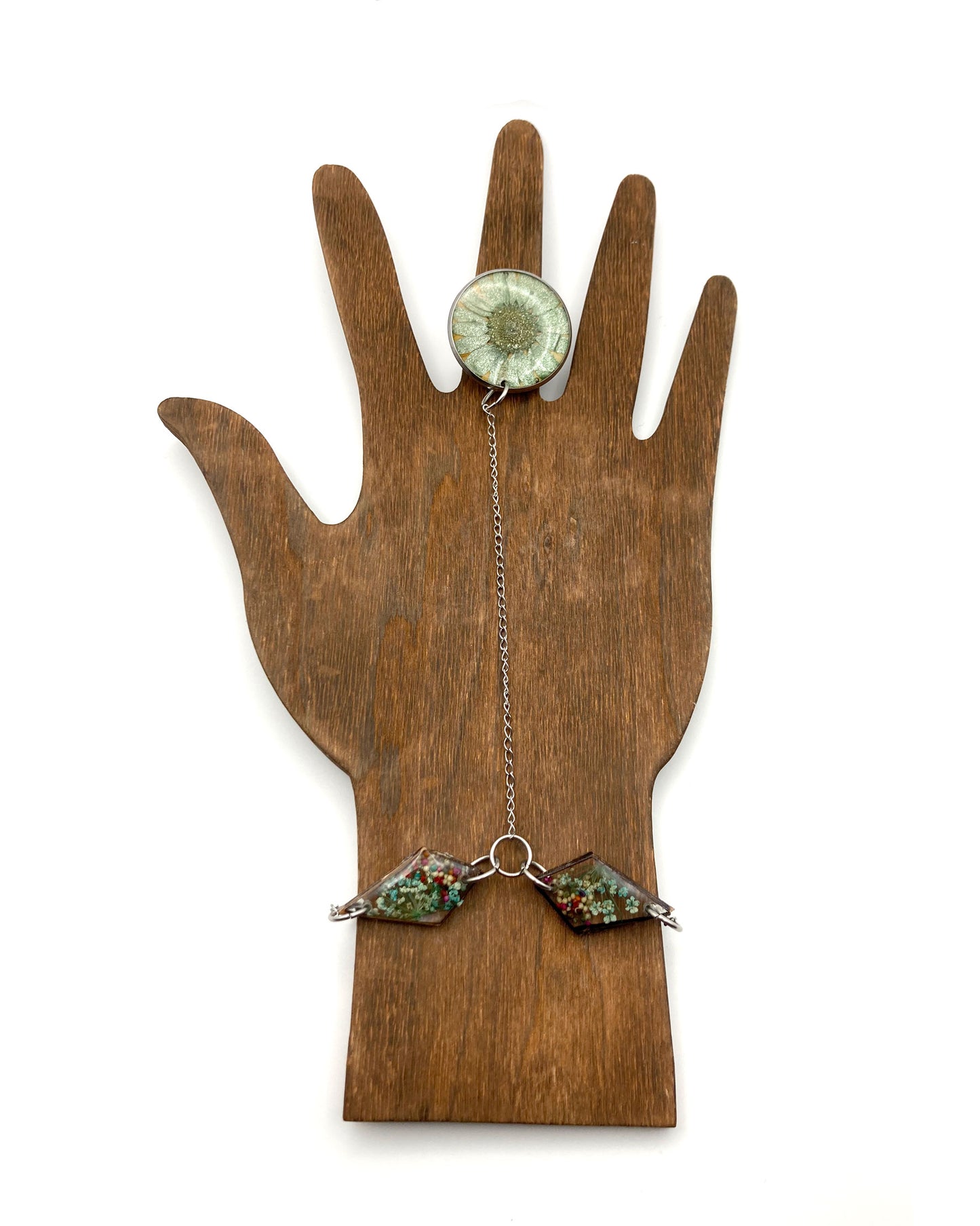 Hand in Bloom Handchain