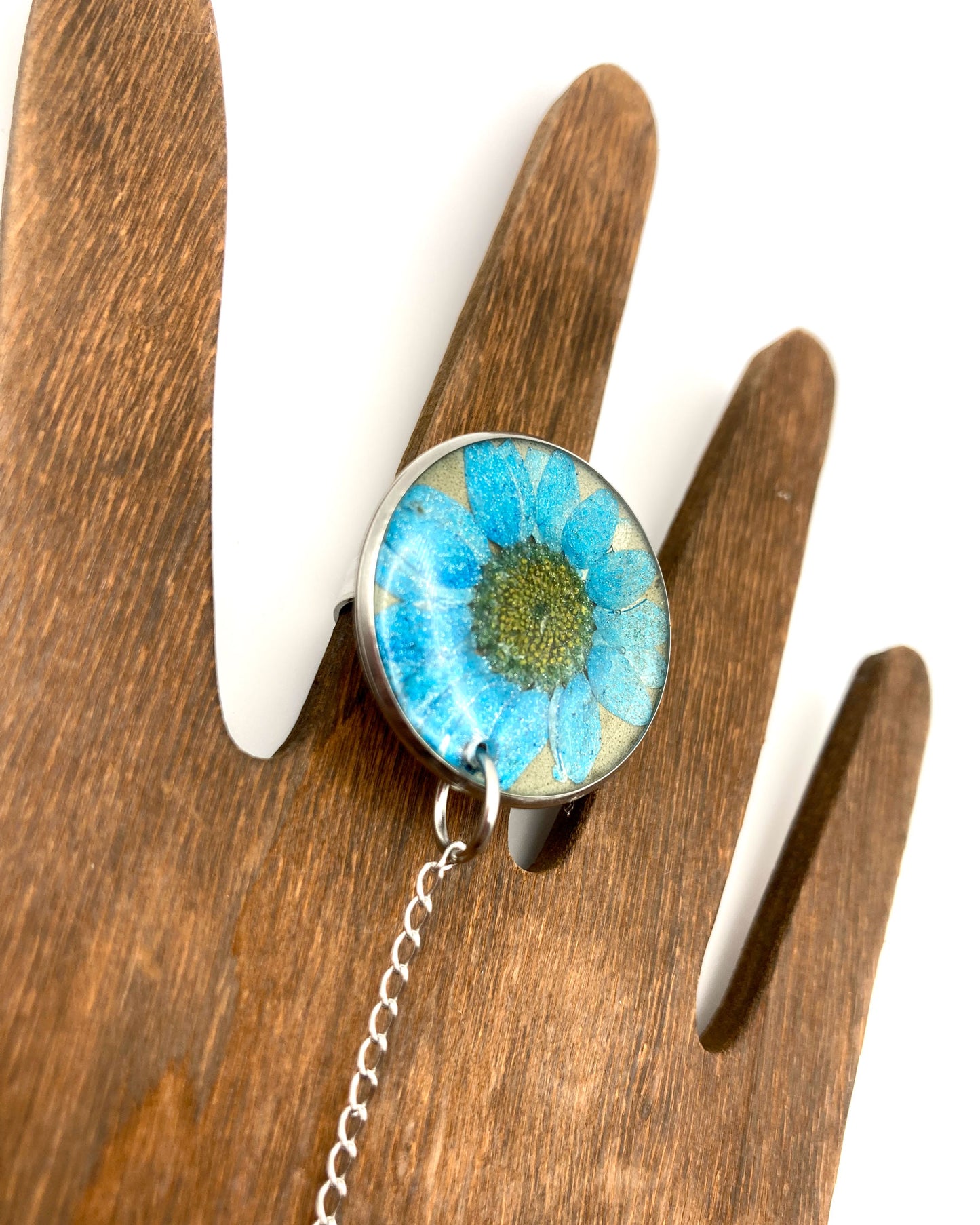 Hand in Bloom Handchain