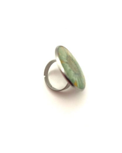 Ring Around a Daisy